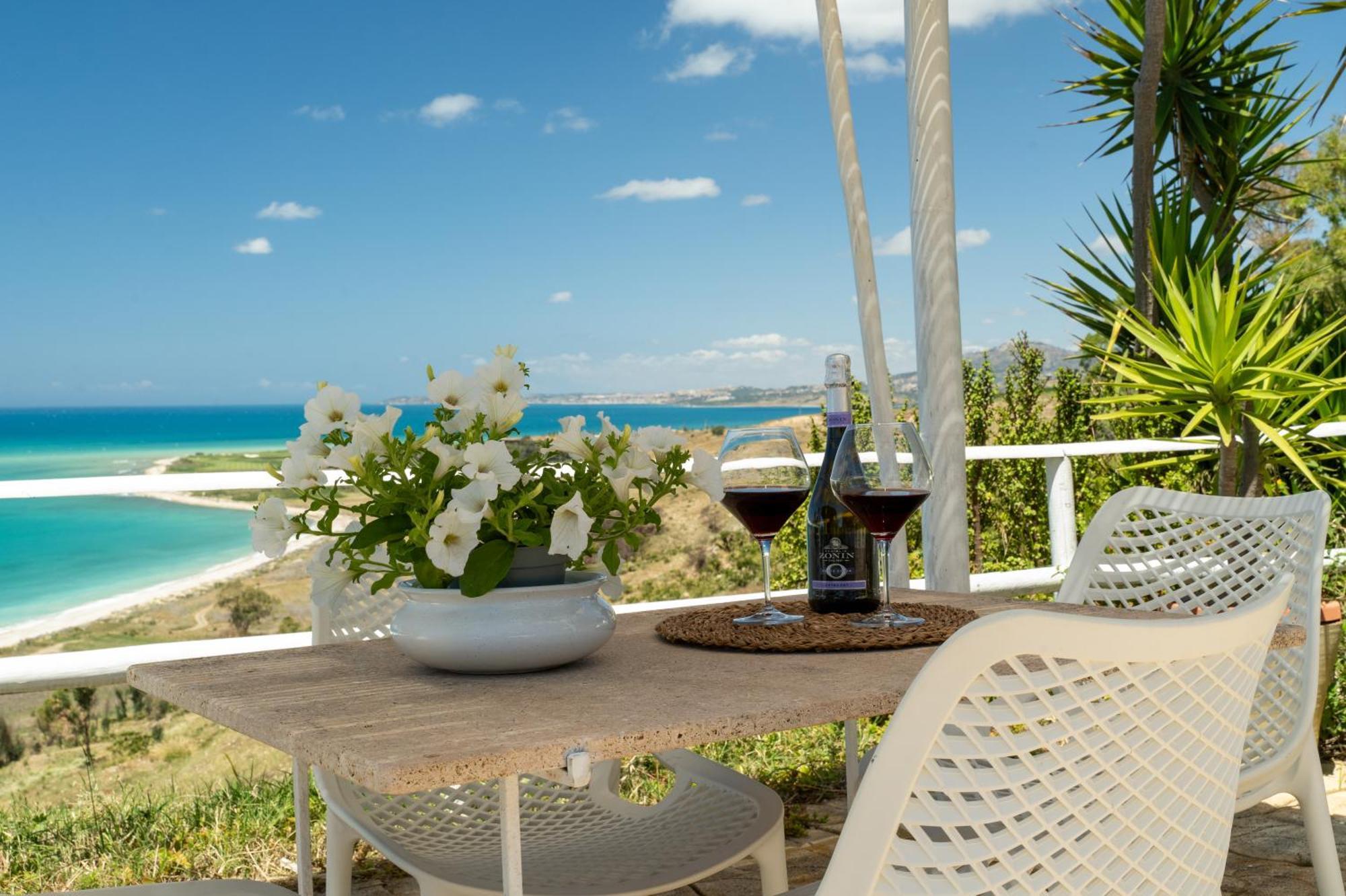Casa Vacanze Verdemare Con Piscina Ribera Ngoại thất bức ảnh